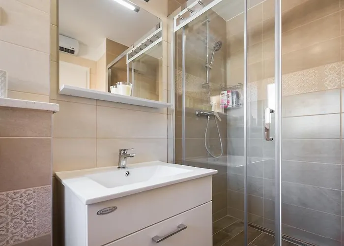 Cindro With Terrace * Split