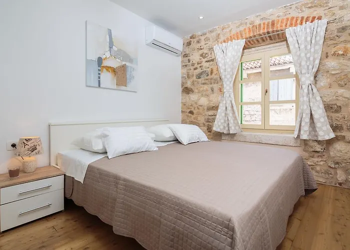 Lägenhet Cindro With Terrace *