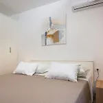 Cindro With Terrace 아파트