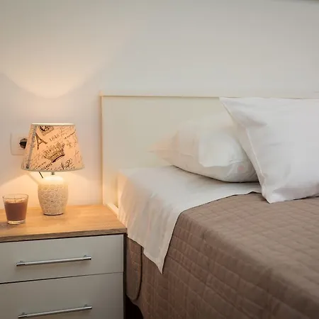 Cindro With Terrace *