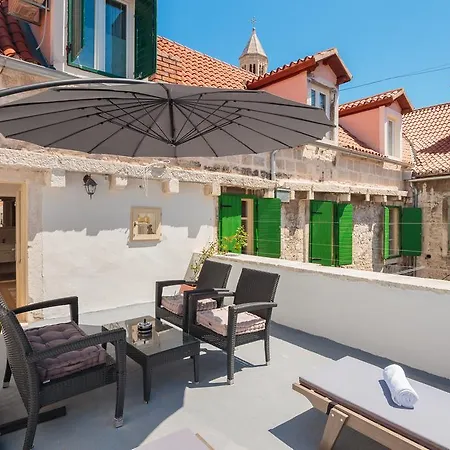 شقة Cindro With Terrace *